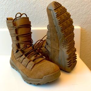Nike SFS Coyote brown boots